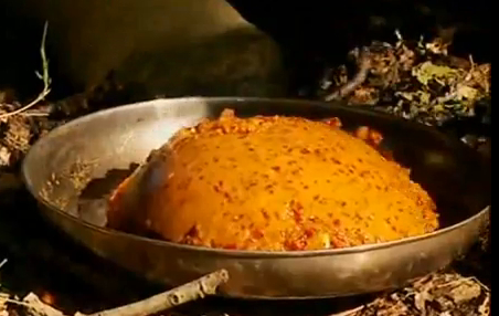 No-cook Hawthorn Jelly, photo courtsey of Ray Mears. 